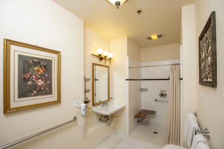 Washington Square Inn - 104
