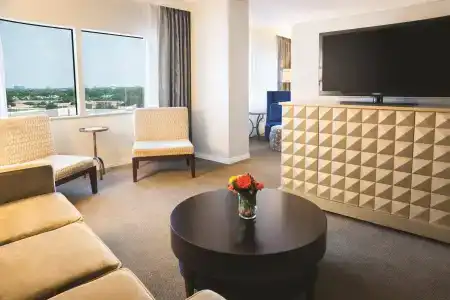 Hilton Dallas Lincoln Centre - 7