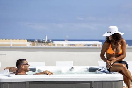Sundeck - 24