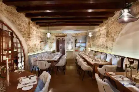Serenissima Boutique - 24