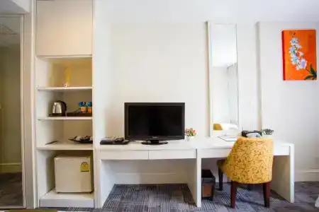 Aphrodite Inn Bangkok - 23
