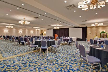 Holiday Inn Macleod Trail South - 18