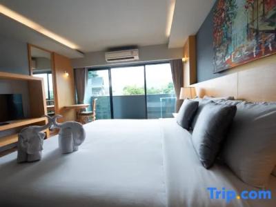 Le Naview @Prasingh - 64