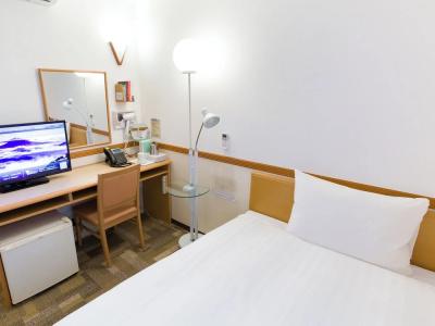 Toyoko Inn Ekimae - 39