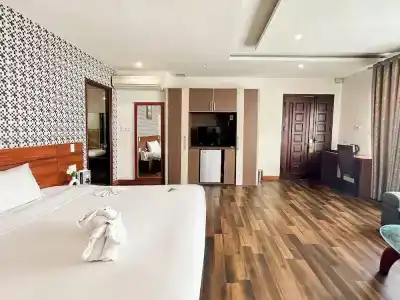 Quoc Cuong Center - 143
