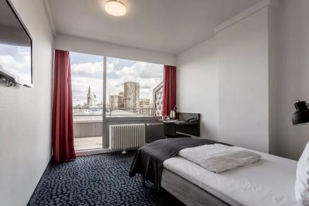 ProfilHotels Mercur - 96