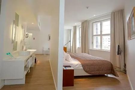 Ellington Berlin - 38