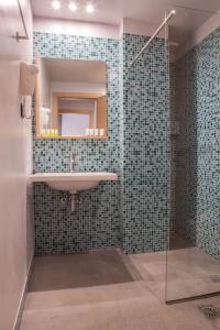 Anemos Rooms & - 60