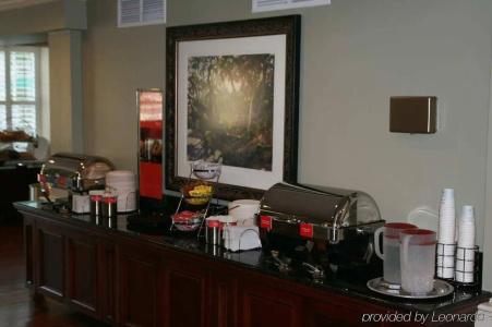 Hampton Inn Charleston-Historic District - 28