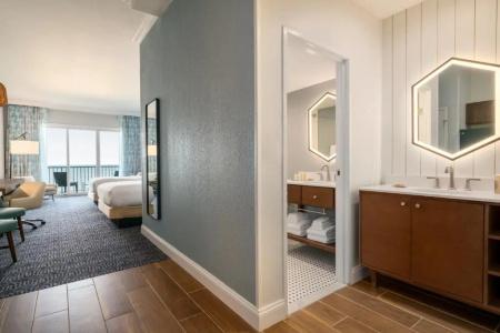 DoubleTree by Hilton Ocean City Oceanfront - 122
