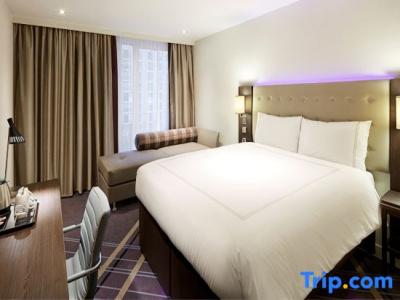 Holiday Inn Express Berlin City Centre West - 52