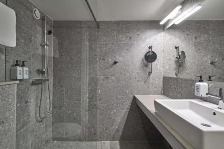 Scandic Crown - 82