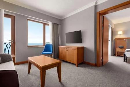 La Quinta by Wyndham Giresun - 29