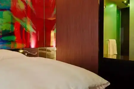 Savoy - 33