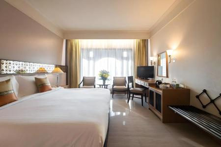 Indra Regent - 35