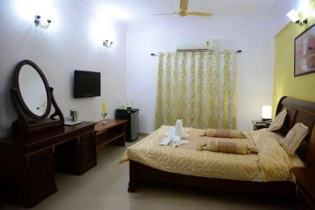 Paradise Village Beach Resort - 2