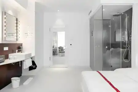 Ruby Coco Dusseldorf - 19