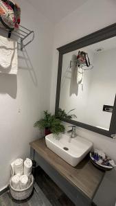 Kefi Beach & Suites - 49