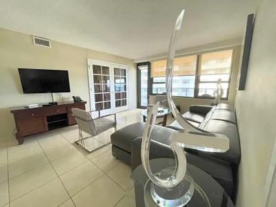 The Alexander All Suites - 614