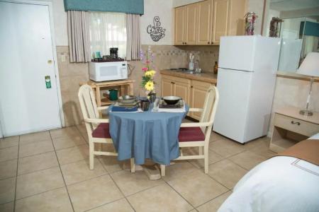The Inn at Deep Canyon - 39