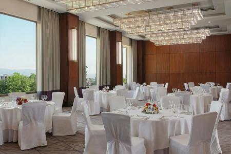 Hilton - 33