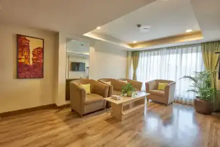 Crowne Imperial - 95