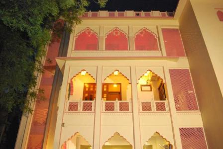h r Palace - 12