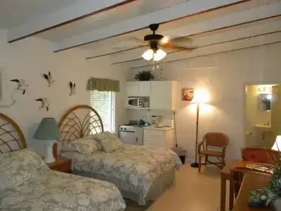 Anchor Inn and Cottages - 0