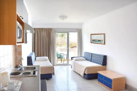 Kosta Palace - 39