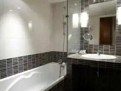 Mercure Marseille Centre Bompard La Corniche - 9