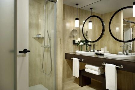 Hyatt Regency Hesperia - 11
