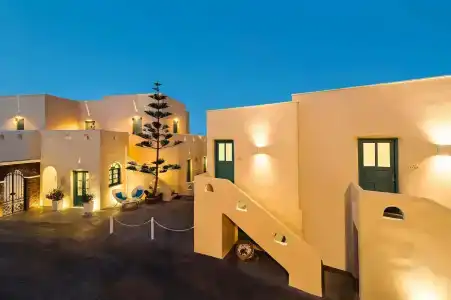 Evgenia Villas & Suites by Calm Collection - 12