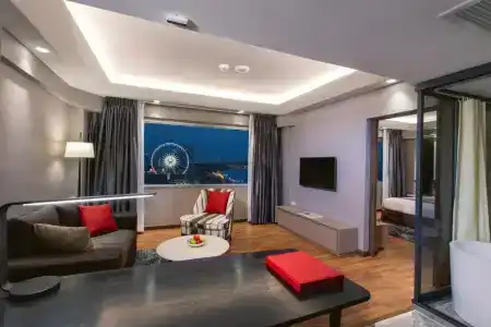 Ramada Plaza by Wyndham Bangkok Menam Riverside - 63