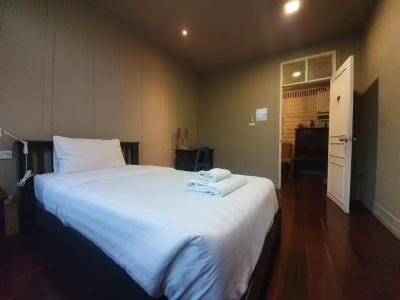 Dorm of Happiness by Tharaburi - 16