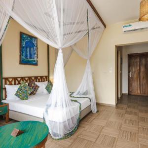 Zanzibar Queen - 41