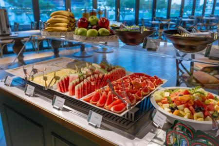 Premier Inn Dubai Barsha Heights - 10