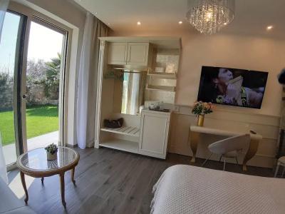 Dreams Guest House - 33