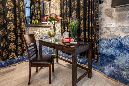 Heritage Palace Varos - Mag Quaint & Elegant Boutiques - 105