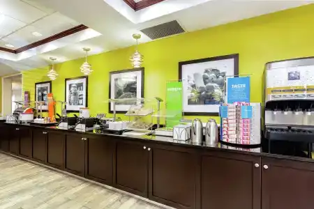 Hampton Inn Amelia Island - 20