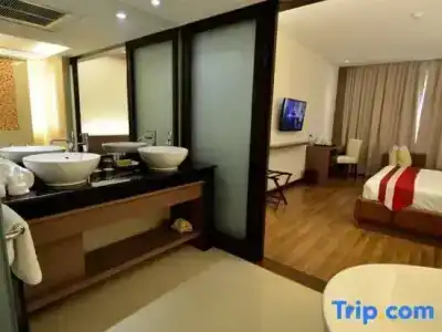 Chiangmai Grandview & Convention Center - Sha Extra Plus - 236