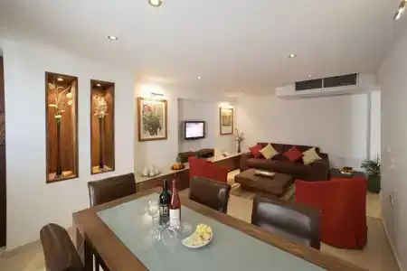 Club Salina Wharf - 21