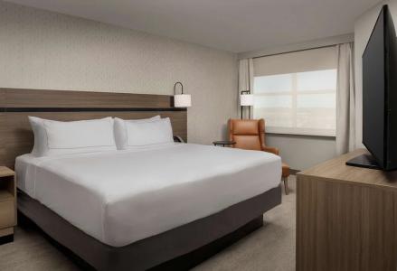 Doubletree by Hilton Hamilton Place - 49