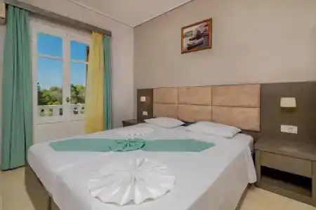 Plaka Beach Resort - 35
