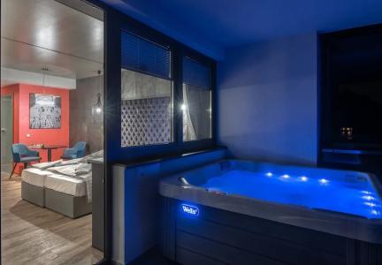 Onyx Luxury - 55