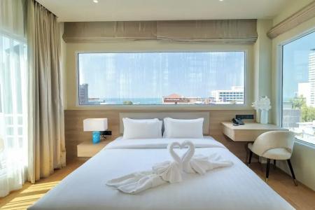 The One Bay Breeze - 151