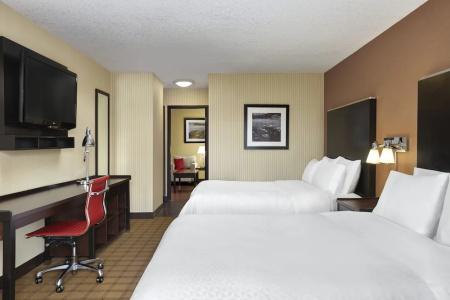 Four Points by Sheraton & Suites West - 43