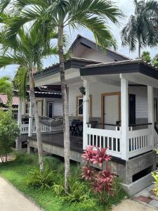 See Through Resort Haad Yao - 10