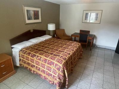 Budgetel Inn and Suites - - 34