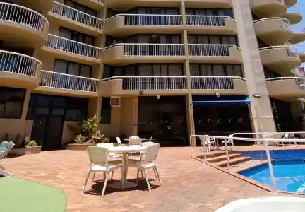 Central Hillcrest - 11
