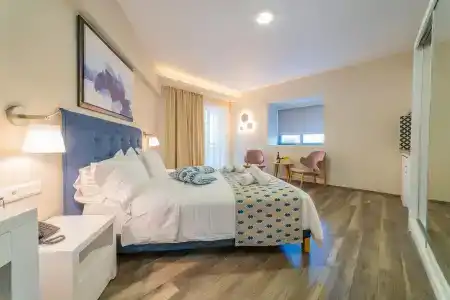 Bio Suites - 6